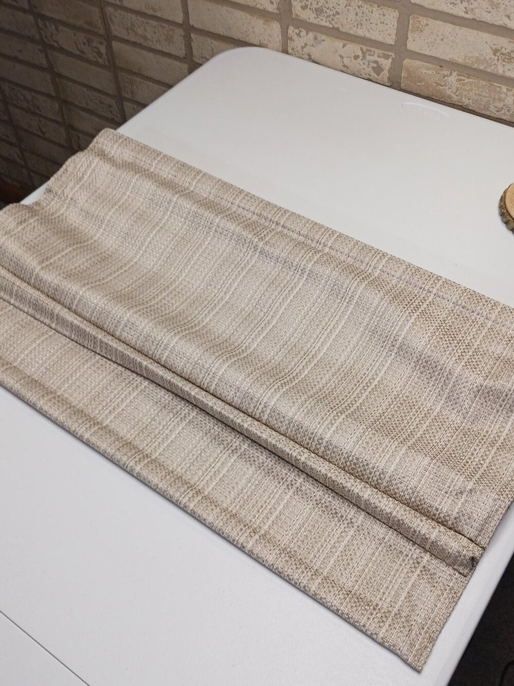 Sun Zero Cordless Roman Shade 27'' x 64'' Textured Galen Taupe Kid Safe